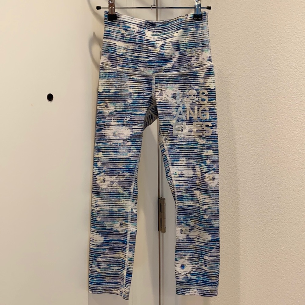 SoulCycle x lululemon x Los Angeles crop leggings